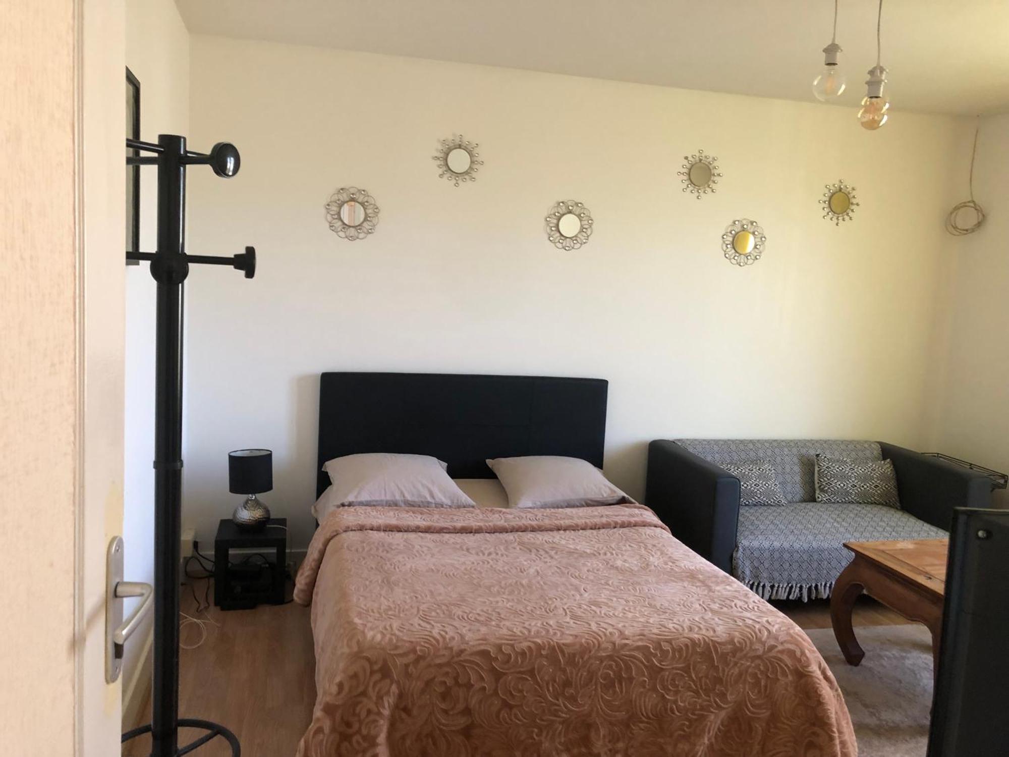 Appartement Entier 2 Chambres Beauvais Eksteriør billede