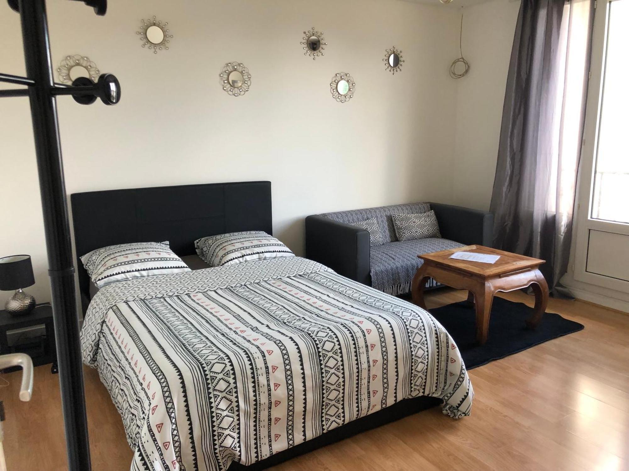 Appartement Entier 2 Chambres Beauvais Eksteriør billede