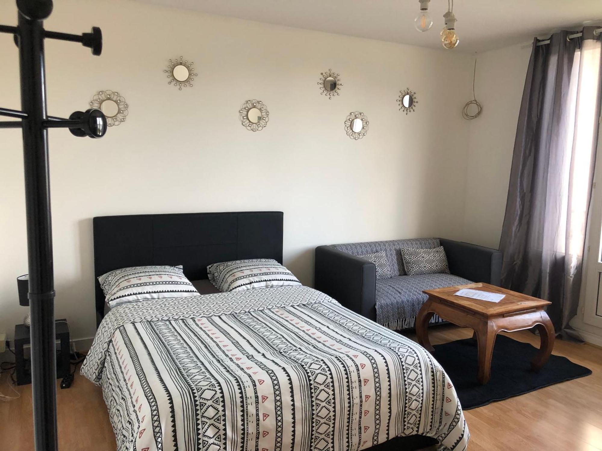Appartement Entier 2 Chambres Beauvais Eksteriør billede